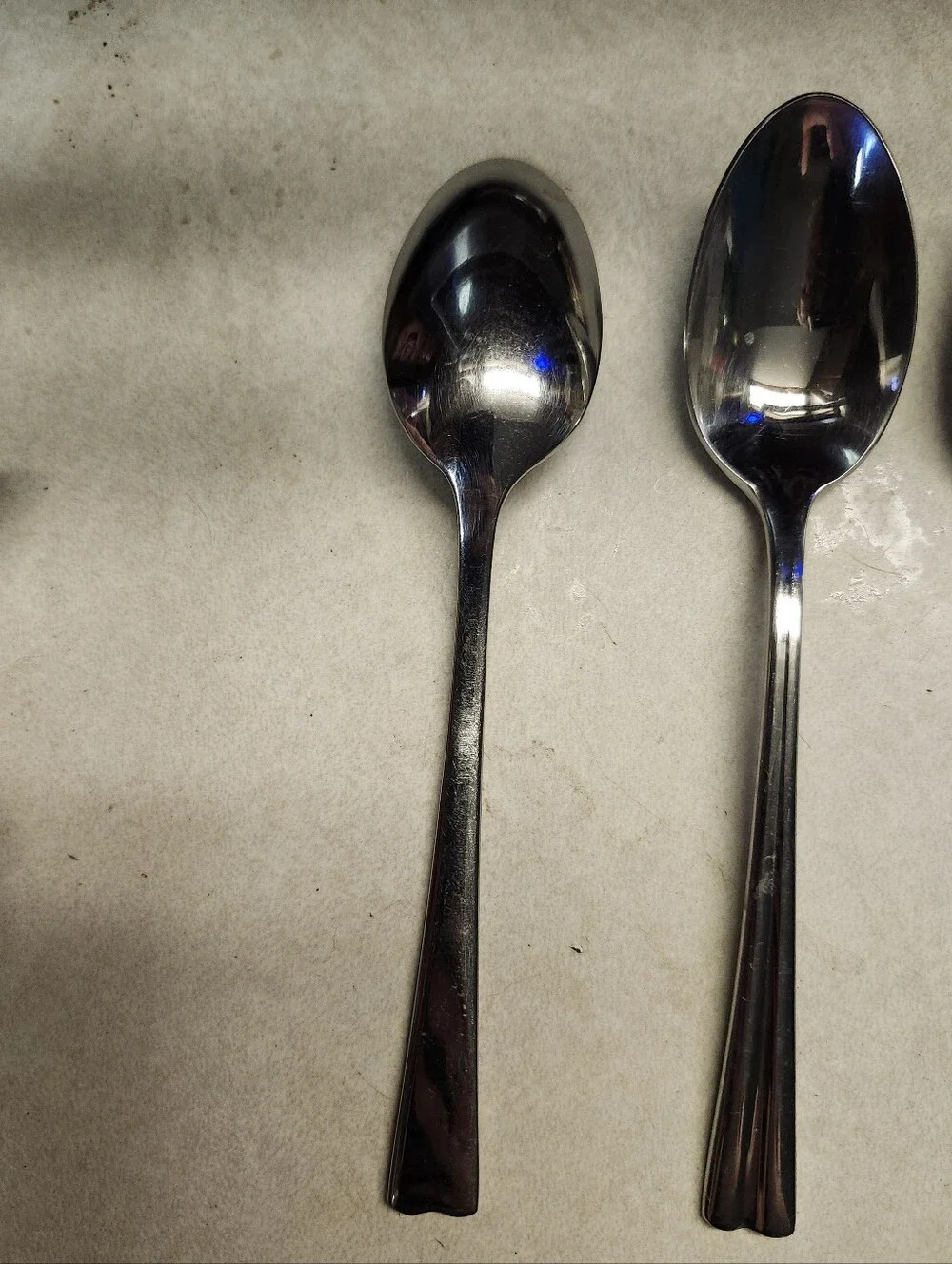 Reed and Barton Stainless Steel Soup Spoons - Set of 4 - Silver Tone